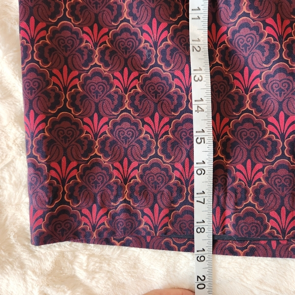 LOFT Burgundy Printed Pencil Skirt, Size  2 Petite - Picture 6 of 13